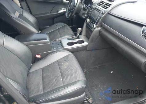 2014 Toyota Camry Se z USA, uszkodzony, nr VIN 4T1BF1FK9EU812818